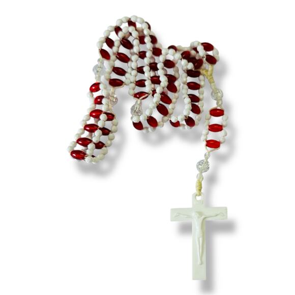 Vintage Red and White Double Strand Rosary - Picture 4 of 4